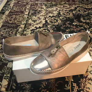 Anne Klein Zip Down Espadrille Flats GOLD Size 8.5